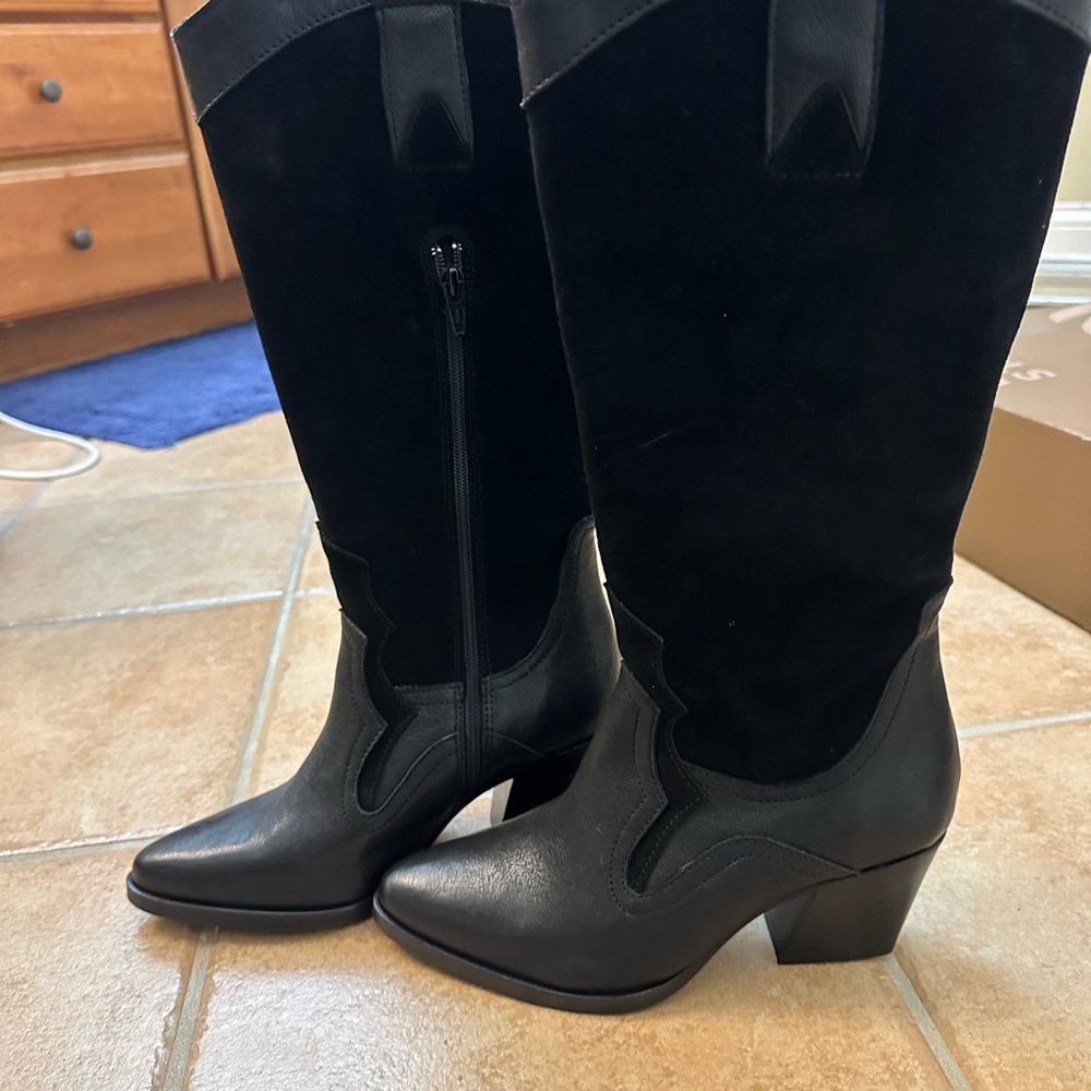 Casta Women’s Western Style Black Heeled Boots - New in Box